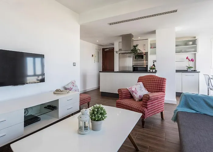 Апартаменти Atico Avda Playa